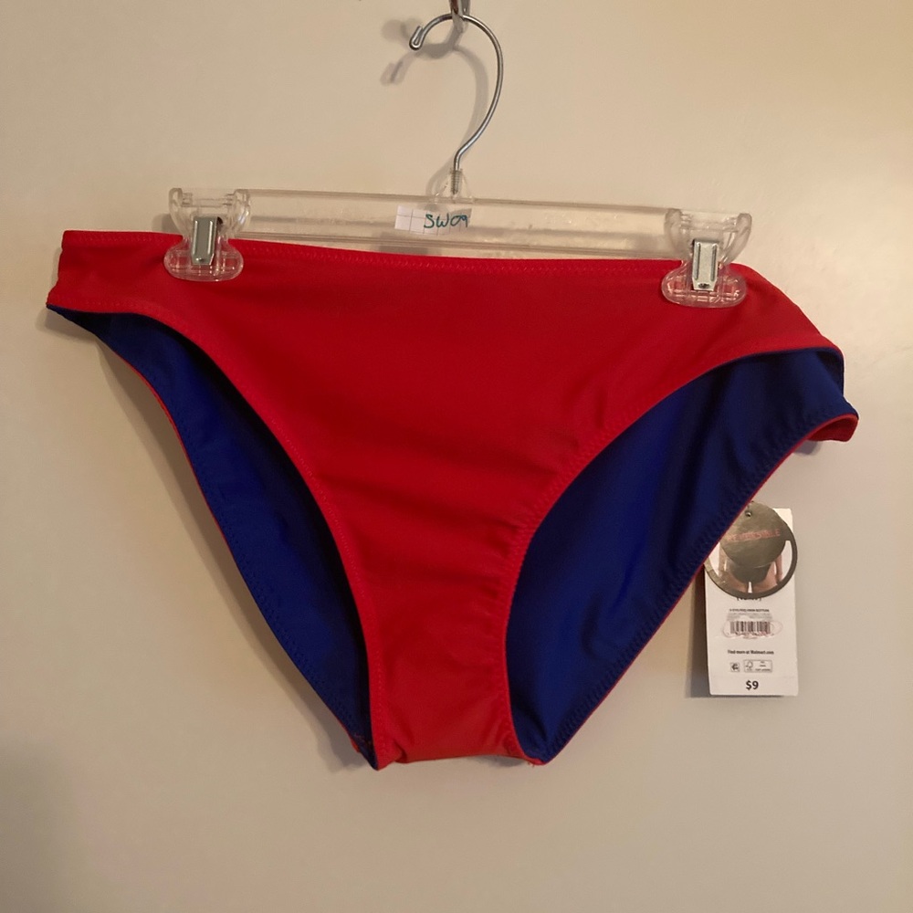 NWT XL Junior’s bikini swim bottom 15/17 reversible red blue New No Boundaries
